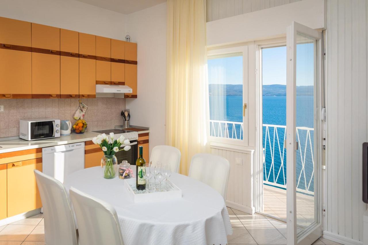 Deja Blue Apartment Есенице Экстерьер фото
